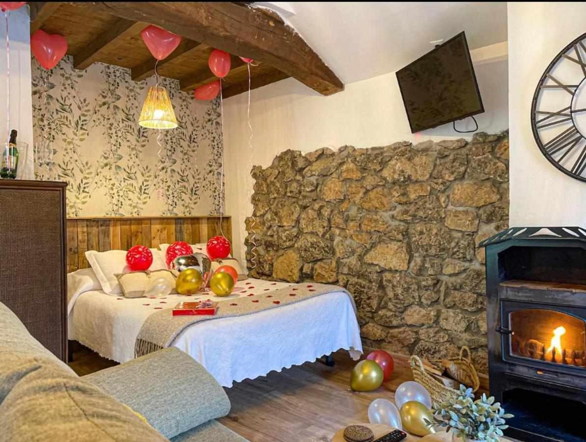 Apartamentos Rurales La Laguna Somiedo Valle de Lago Exterior foto