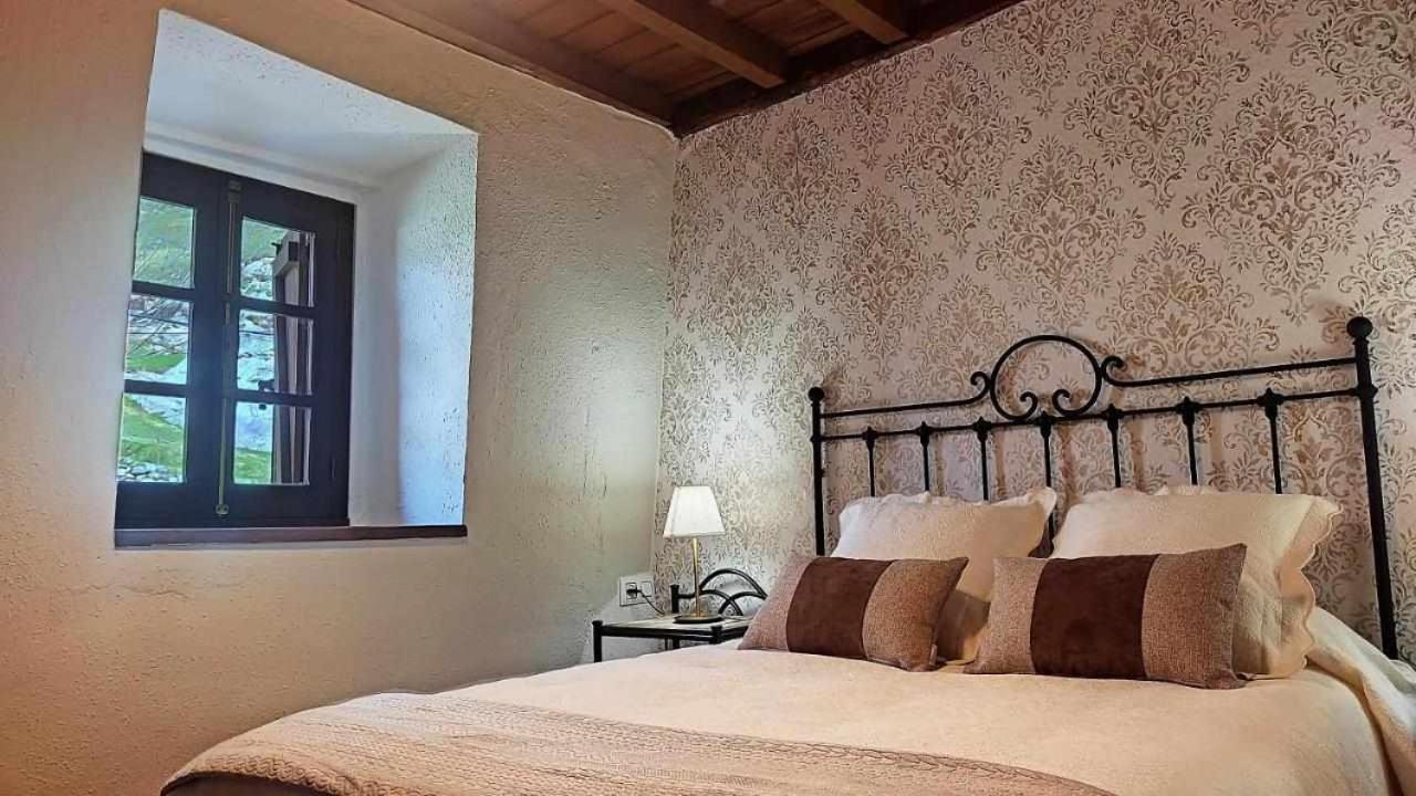 Apartamentos Rurales La Laguna Somiedo Valle de Lago Exterior foto